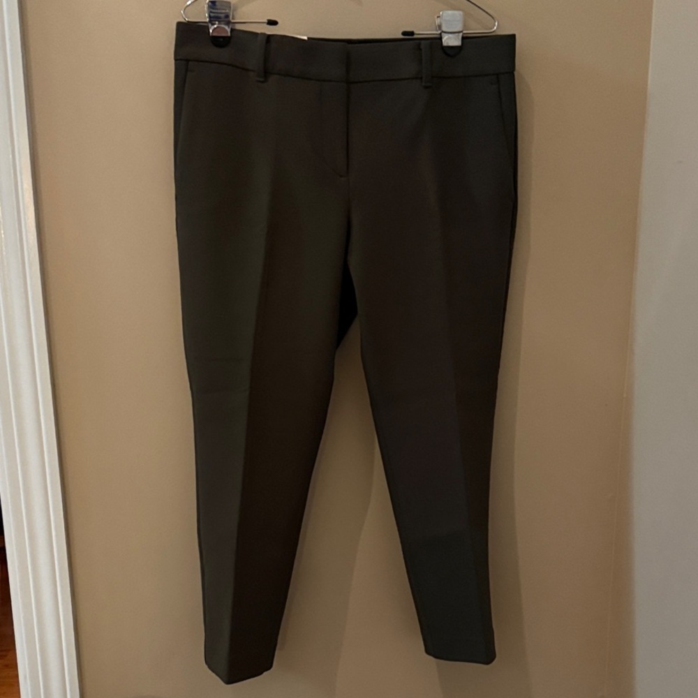 Ann Taylor Women's olive work pants, ankle length - Picture 5 of 5